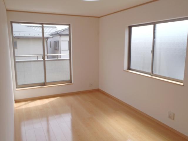 Same specifications photos (Other introspection)