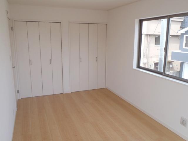 Same specifications photos (Other introspection)