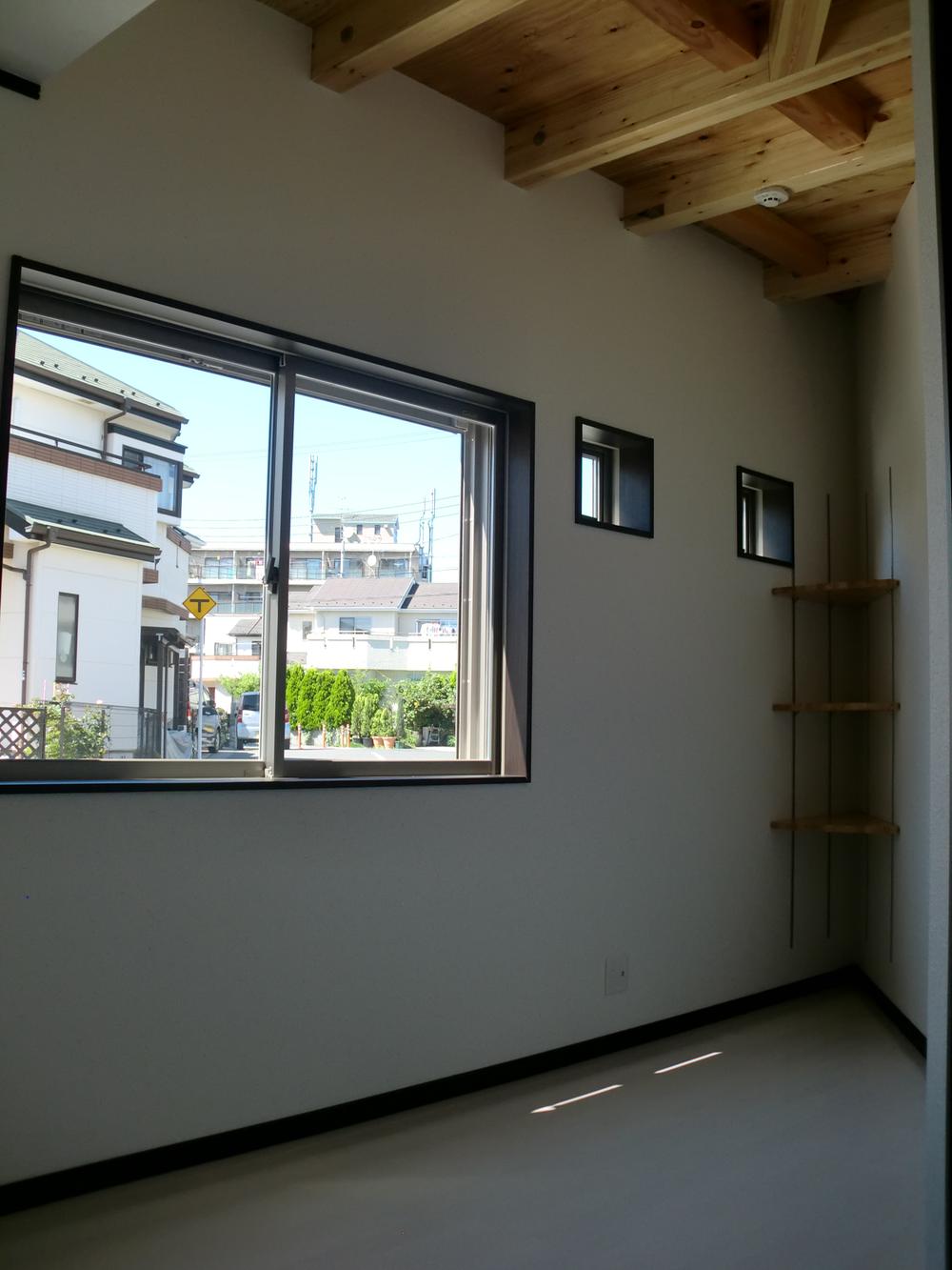 Non-living room. Indoor (07 May 2013) Shooting