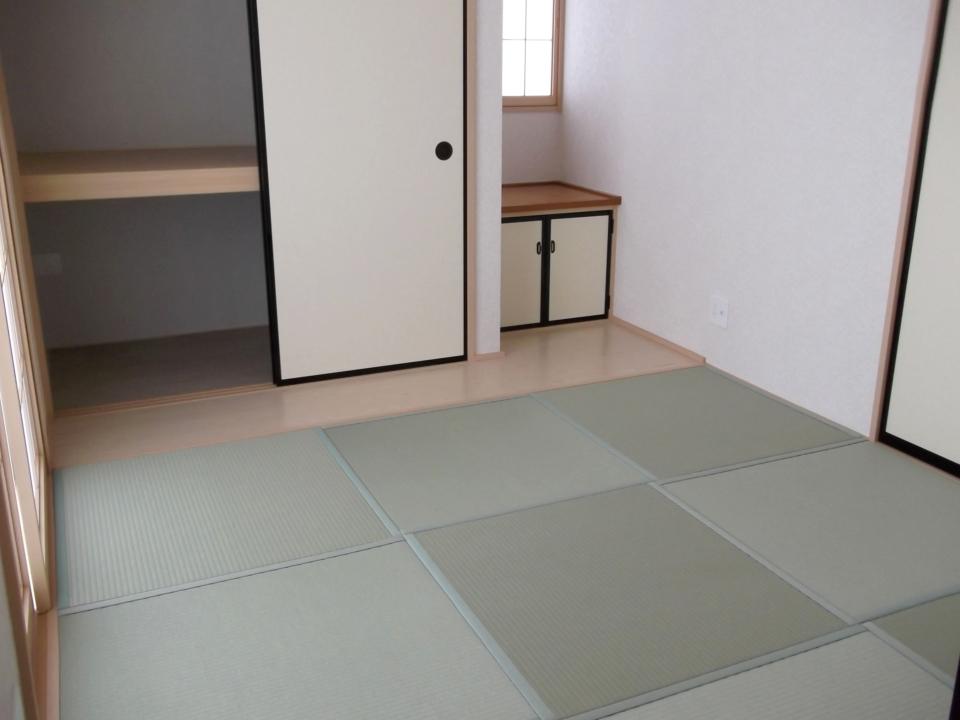 Same specifications photos (Other introspection)