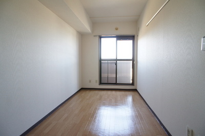 Living and room. Room 2 [Western-style 5.2 Pledge] Air conditioning can be installed ・ There TV terminal