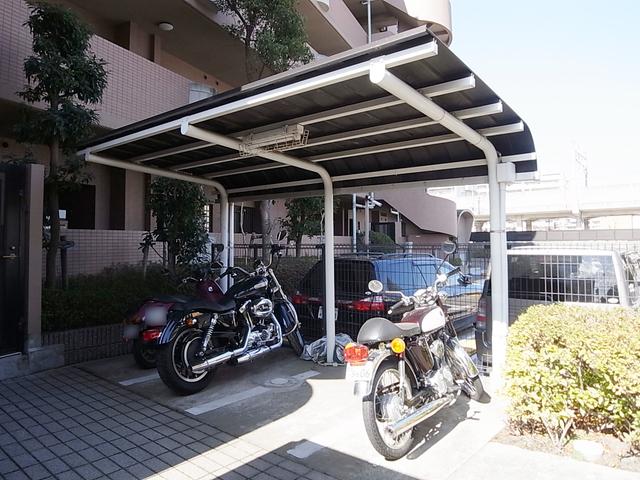 Other common areas. Bike shelter