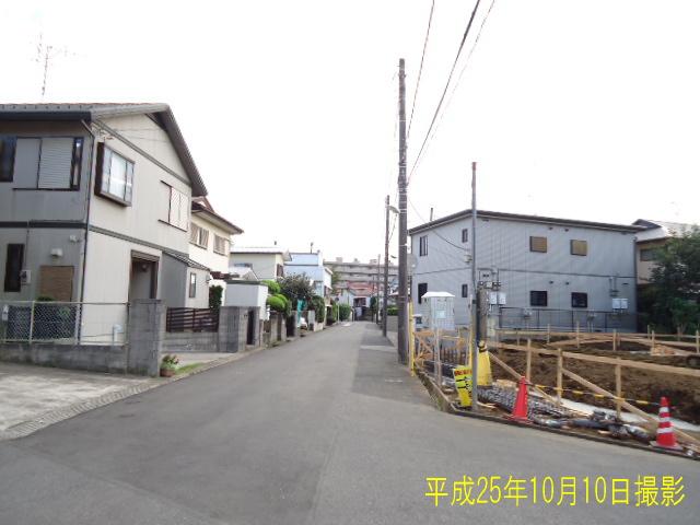 Local photos, including front road. Local (10 May 2013) Shooting