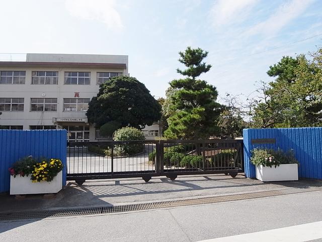 Primary school. Yachiyo Municipal Owada to South Elementary School 630m Yachiyo Municipal Owada Minami Elementary School 630m walk 8 minutes