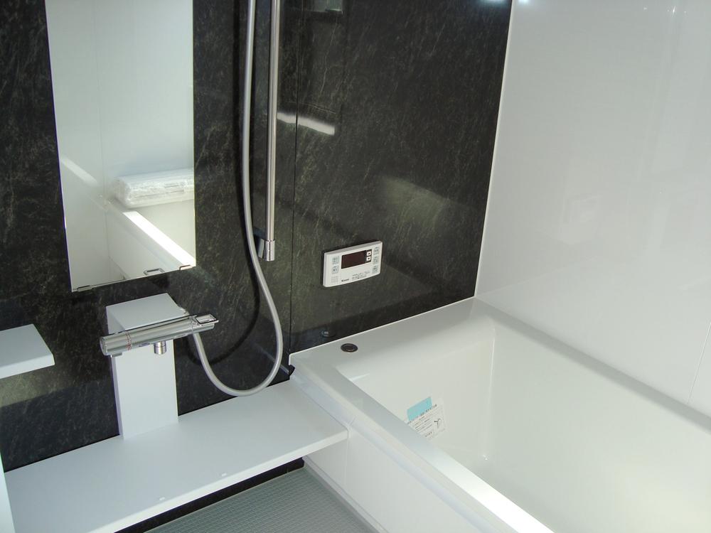 Bathroom. 6 Building (November 2013) Shooting