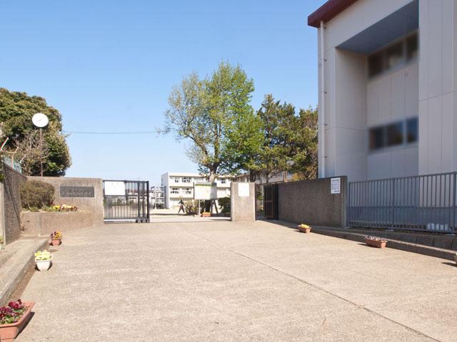 Primary school. Yachiyo Municipal Owada to Nishi Elementary School 850m
