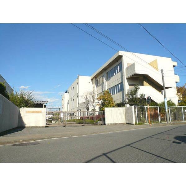 Junior high school. Yachiyo Municipal Takatsu until junior high school 616m