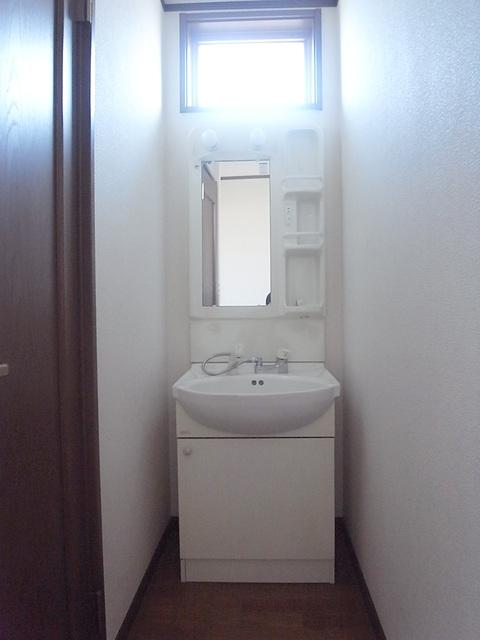 Wash basin, toilet. Also there is vanity in 2F