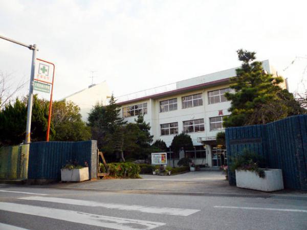 Primary school. 560m Yachiyo Municipal Owada Minami elementary school to elementary school