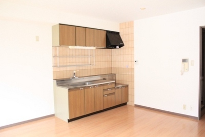 Kitchen.  ※ Photo is a thing of another room (there is also a reversal type)