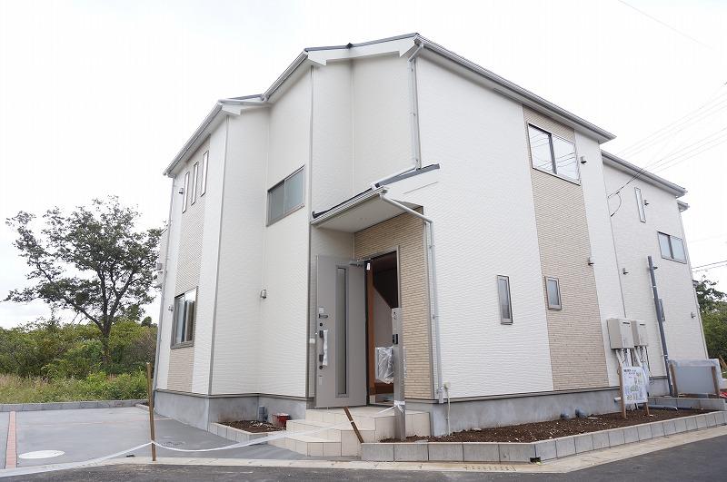 Local appearance photo. Building 2 October 2013 shooting