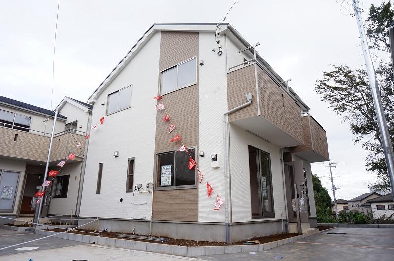 Local appearance photo. 4 Building October 2013 shooting