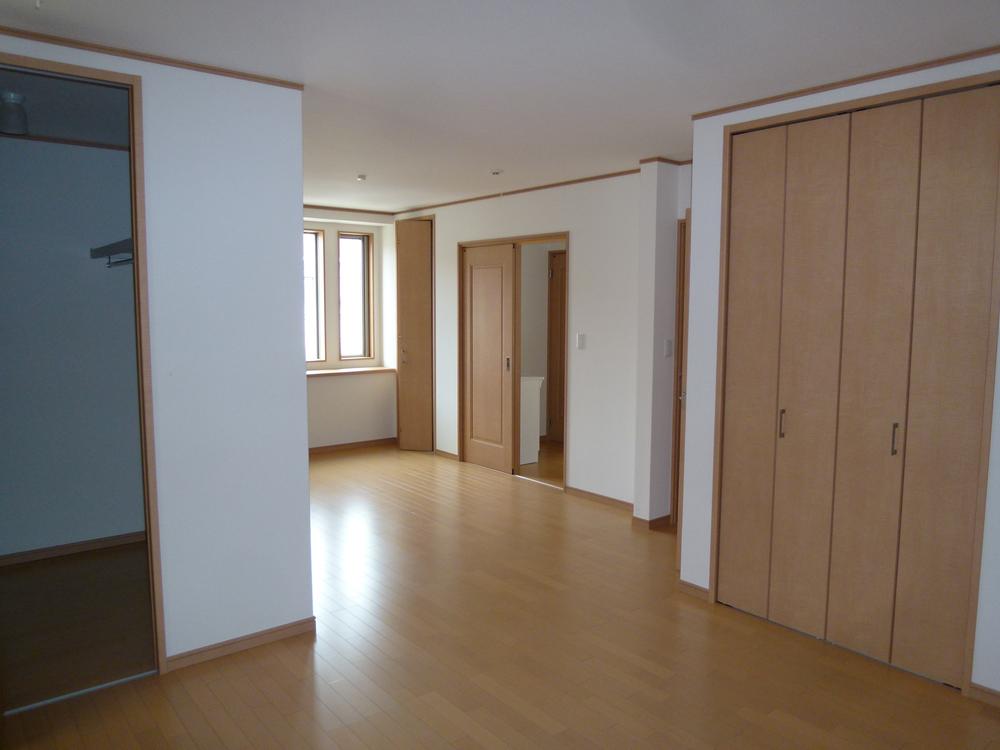 Non-living room.  ☆ There is a free partition!  ☆