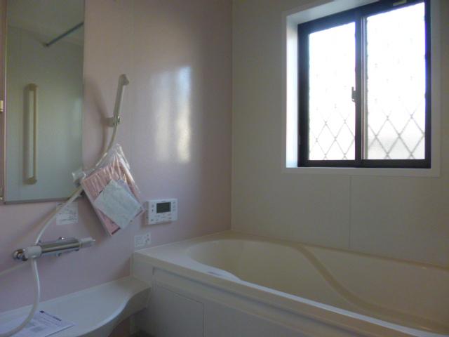 Bathroom. 1 Building