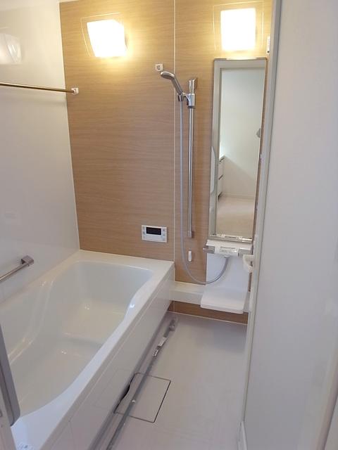 Bathroom. 1 tsubo size unit bus with bathroom dryer
