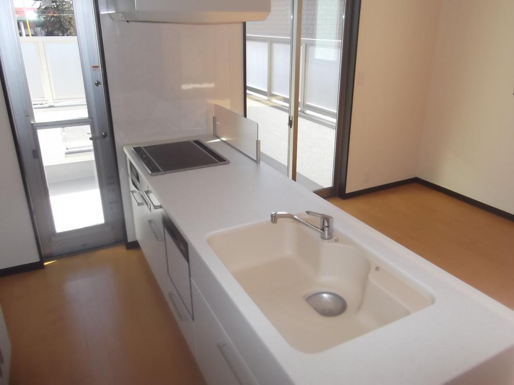 Same specifications photo (kitchen). It is the kitchen of the same specification. Artificial marble top ・ Dishwasher washing machine.