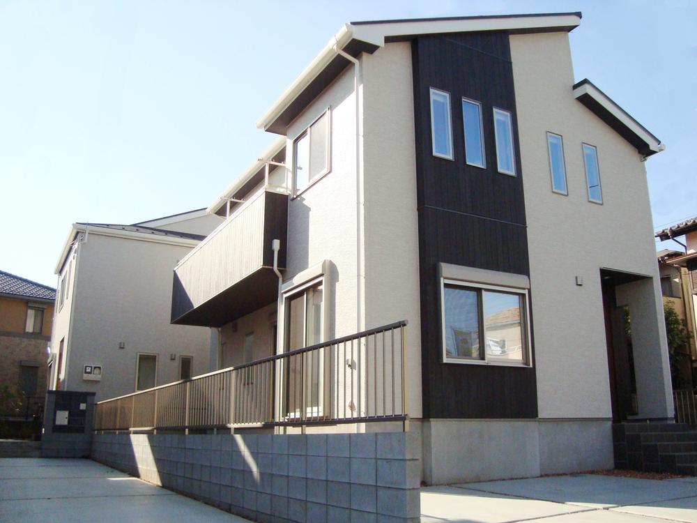 Local appearance photo. Solar power standard equipment of the house ~ Ecola Yachiyodaikita ~ All two buildings We completed! ! Please feel free to contact us