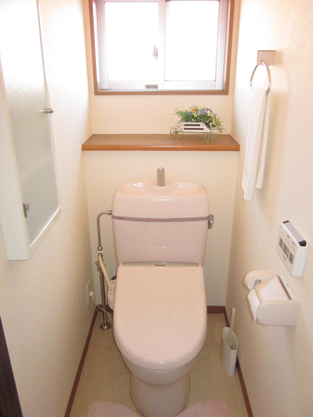 Toilet. Second floor toilet / Indoor (12 May 2013) Shooting