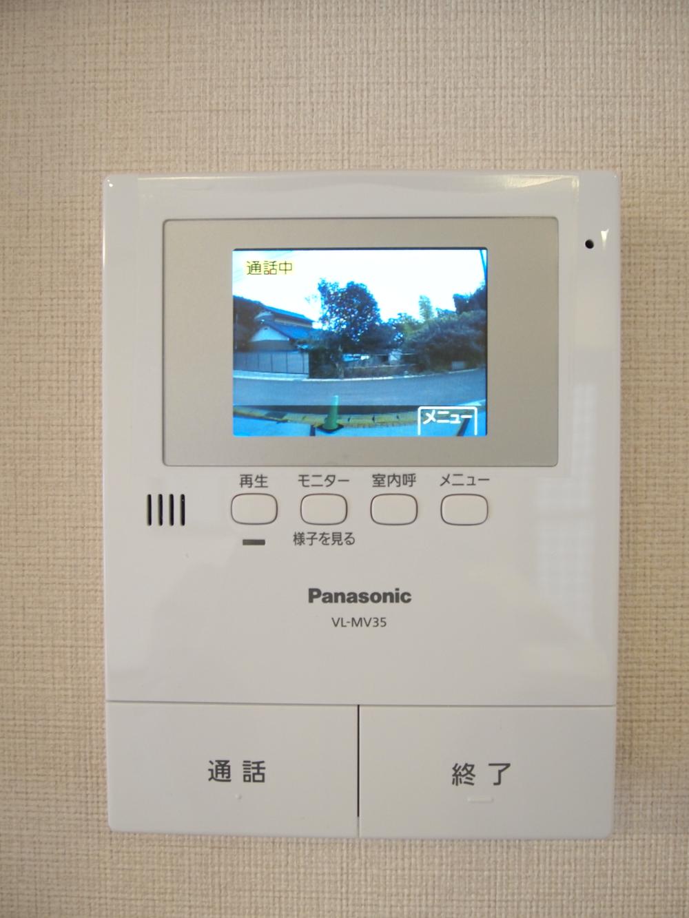 Other Equipment. 1F, 2F with color monitor - Intercom with a whopping standard equipment! The 1F intercom, Also comes with video recording function! It will also be in it crime prevention measures you can see at a glance whether anyone has come to when you go out