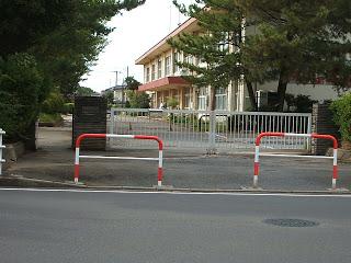 Primary school. Katsutadaiminami until elementary school 530m