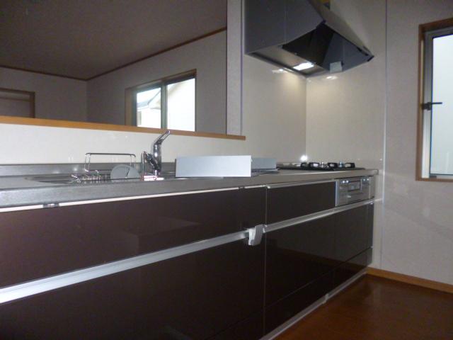 Kitchen. 6 Building