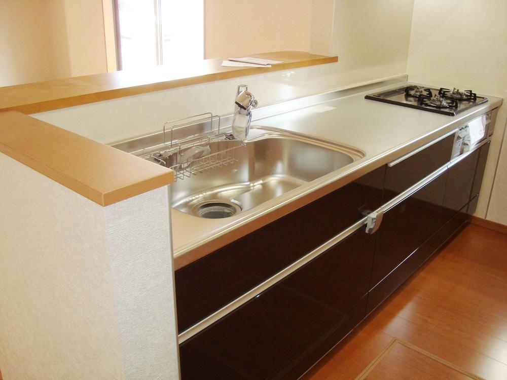 Kitchen. Popular face-to-face kitchen  [4 Building]