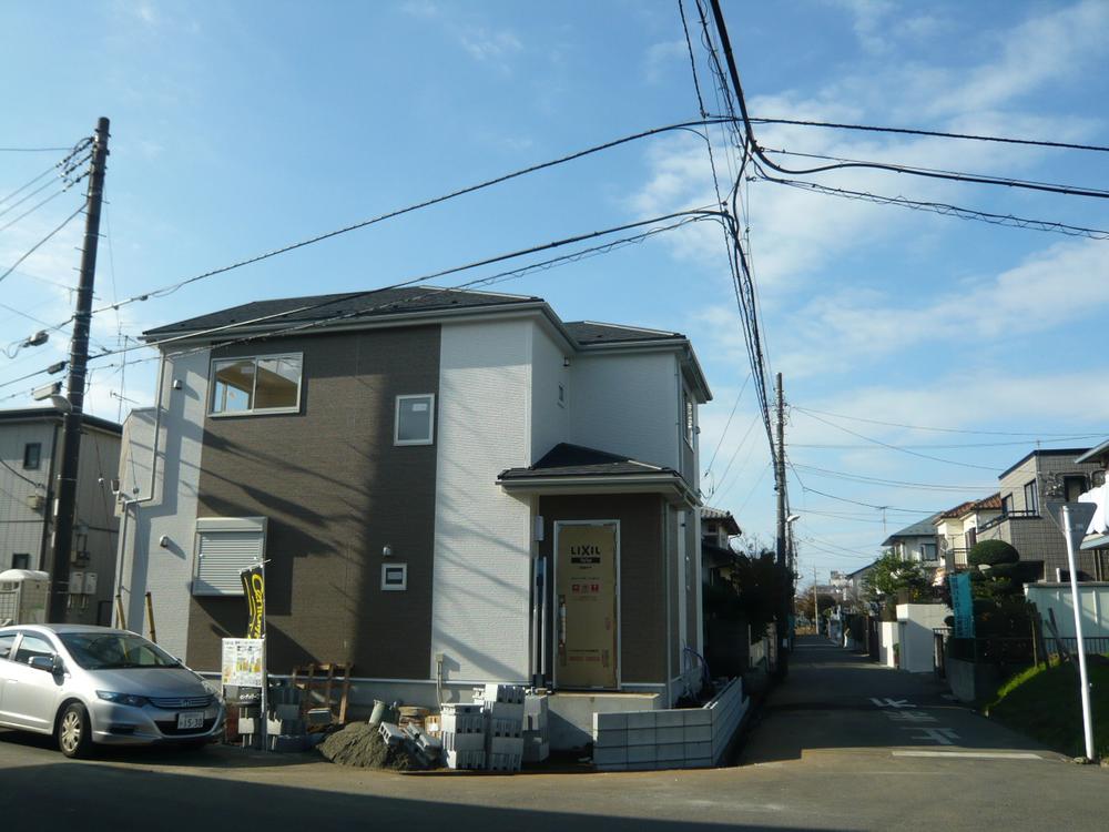 Local photos, including front road