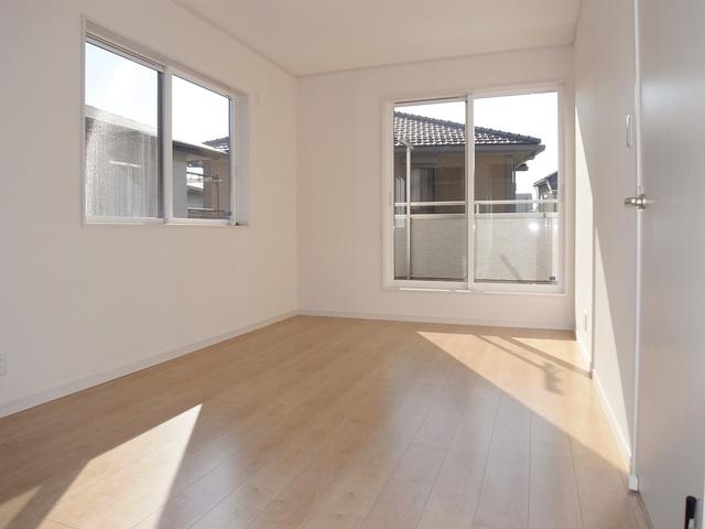 Non-living room. The main bedroom leads balcony
