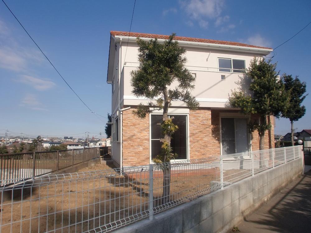 Local appearance photo. Facing south in sunny