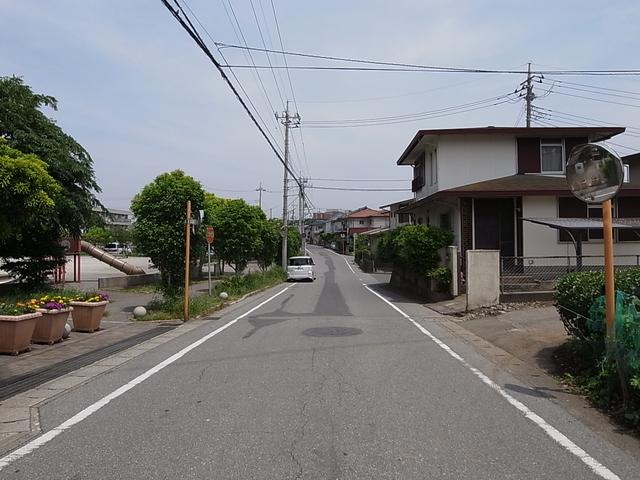 Local appearance photo. A quiet residential area