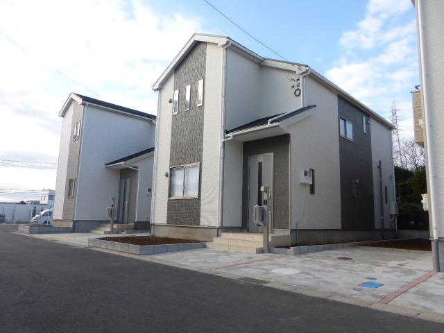 Local appearance photo. Local (12 May 2013) shooting Building 2