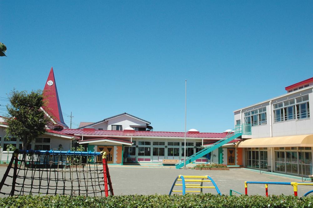kindergarten ・ Nursery. Yachiyo 100m to kindergarten