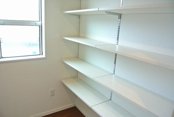 Receipt. Local (11 May 2013) Shooting