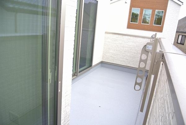 Balcony. Local (11 May 2013) Shooting