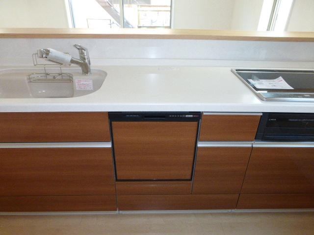 Kitchen. Local (12 May 2013) shooting A Building