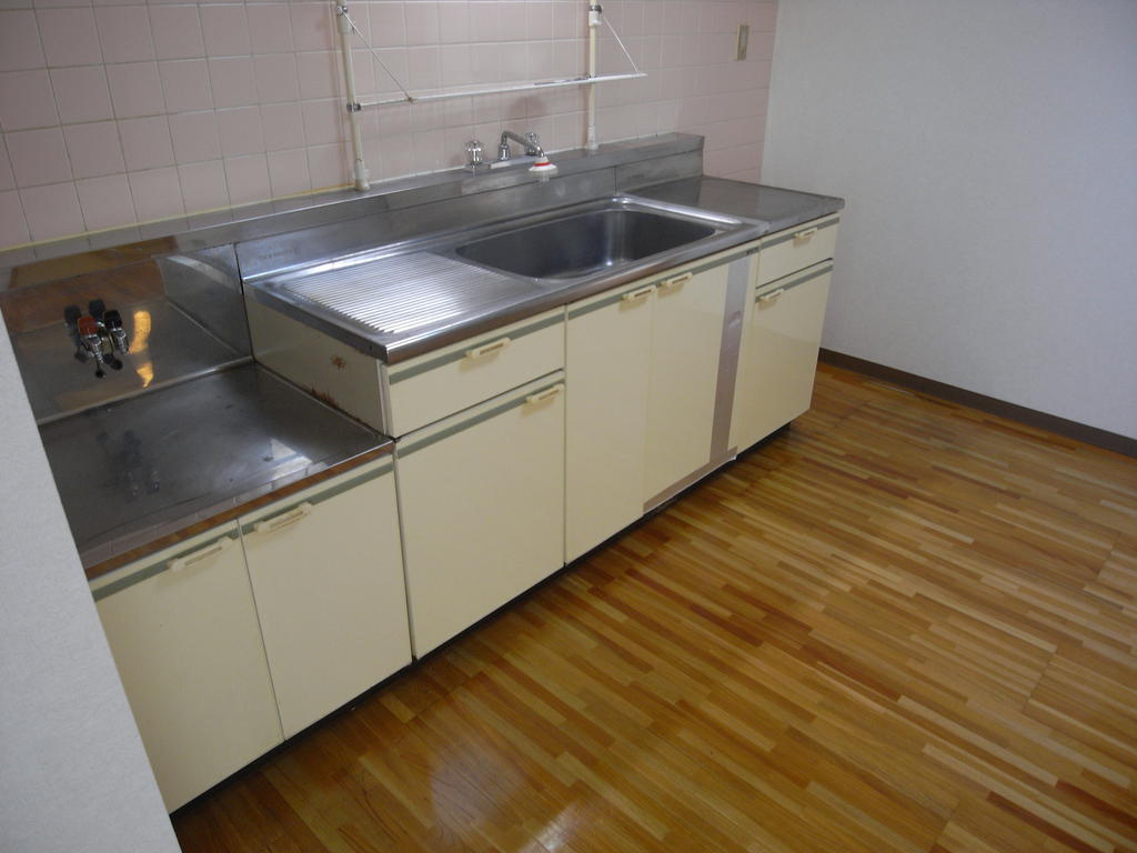 Kitchen. It is already a new reform