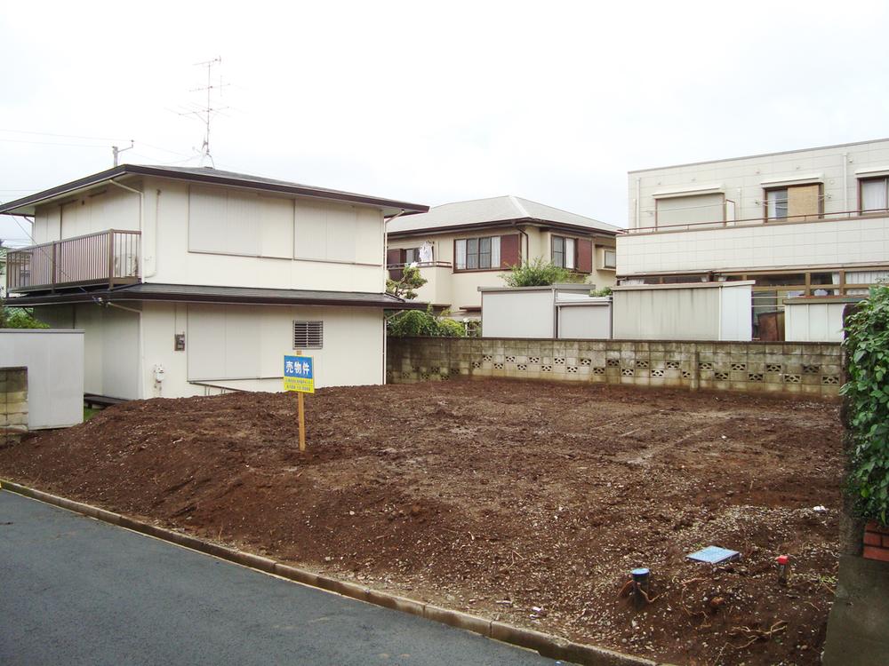 Local land photo. Solar power and all-electric homes ~ Eco ・ La Yachiyodaikita ~  All two buildings free plan being accepted