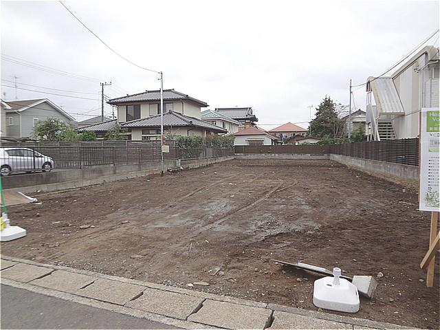 Local photos, including front road