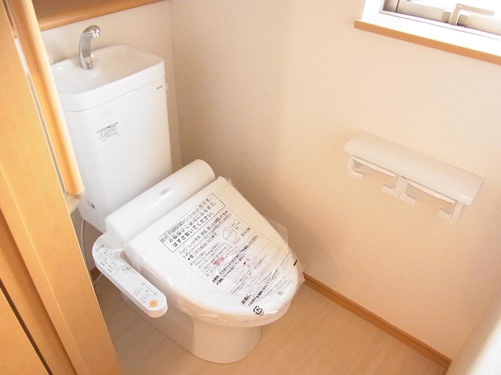 Toilet. Example of construction