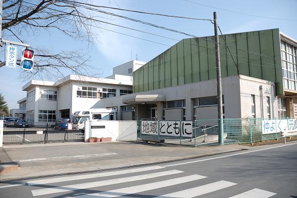 Primary school. Dainichi to elementary school 1280m