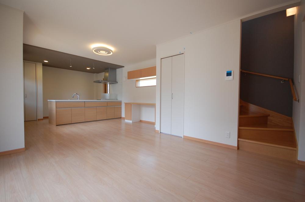 Living. Indoor (July 2013) Shooting