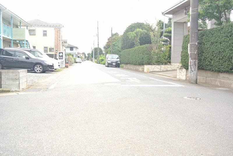 Local photos, including front road. Local (September 2013) Shooting