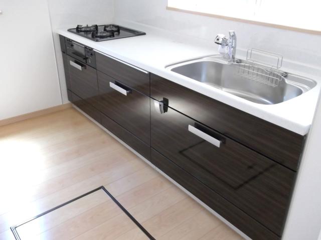 Same specifications photo (kitchen)