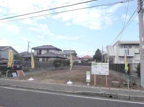 Local photos, including front road