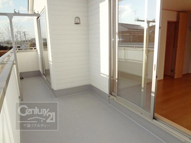 Balcony. Building 2 balcony