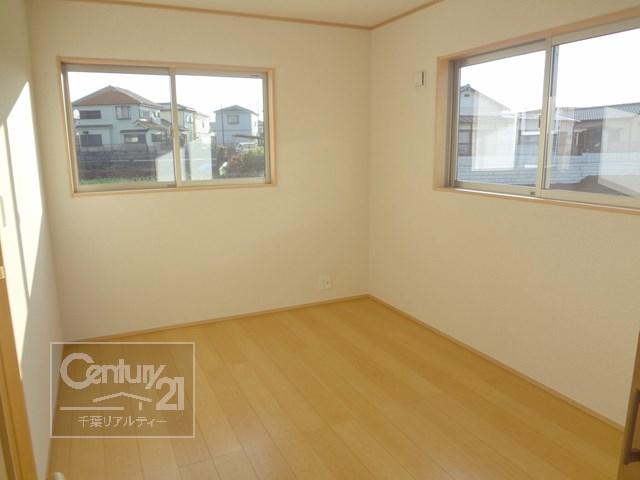 Non-living room. Building 2 Western-style