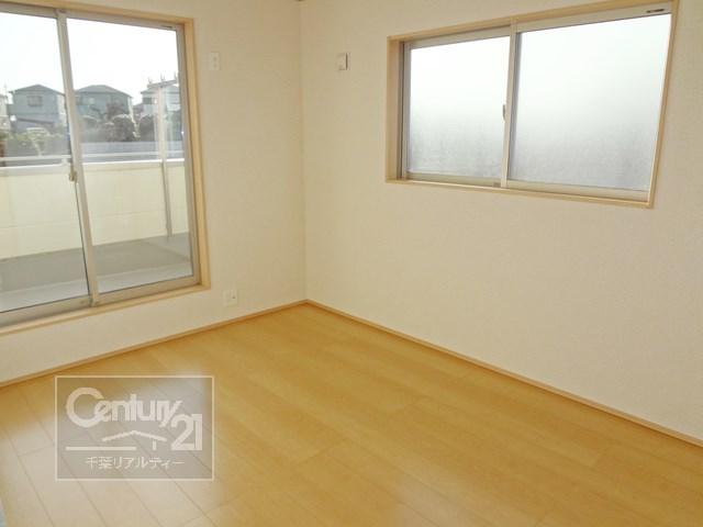 Non-living room. 1 Building Western-style