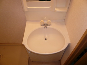 Washroom. Washing machine in the room ・ Independent wash!