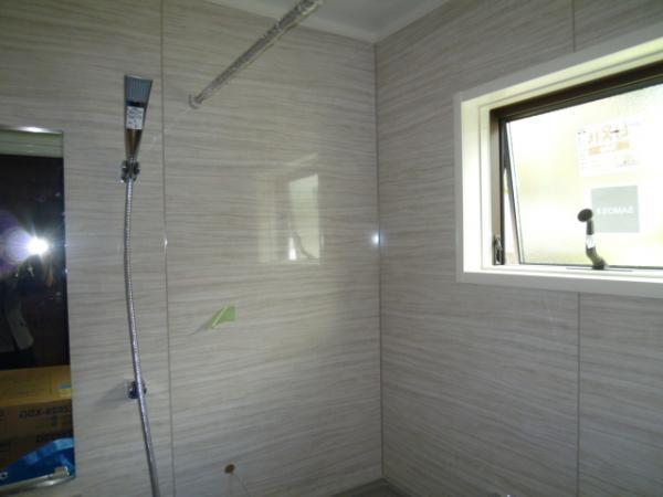 Same specifications photo (bathroom)