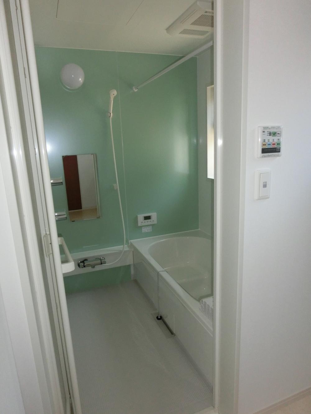 Bathroom. Indoor (March 2013) Shooting